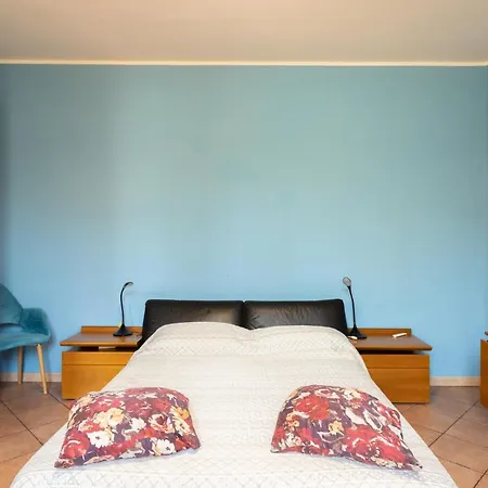 Valdonica, By Short Holidays Apartment