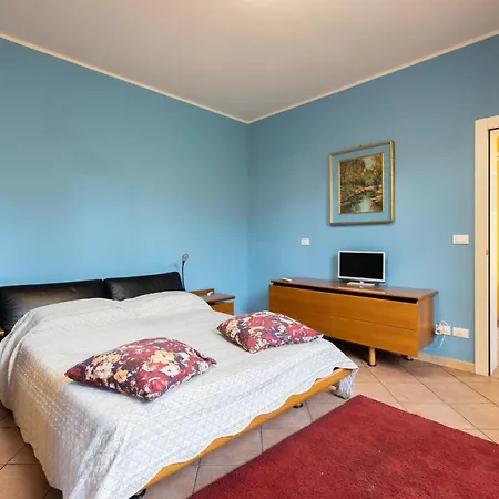 Valdonica, By Short Holidays ボローニャ